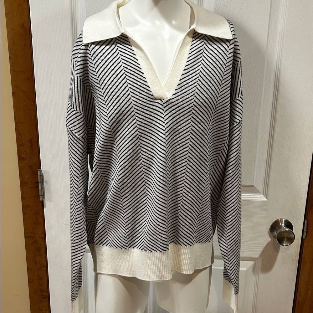 TRUTH by RepublicCream & Black Chevron Pattern Top – Size Large